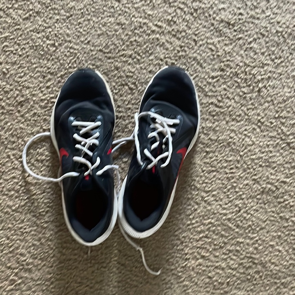 Nike downshifter running shoes
